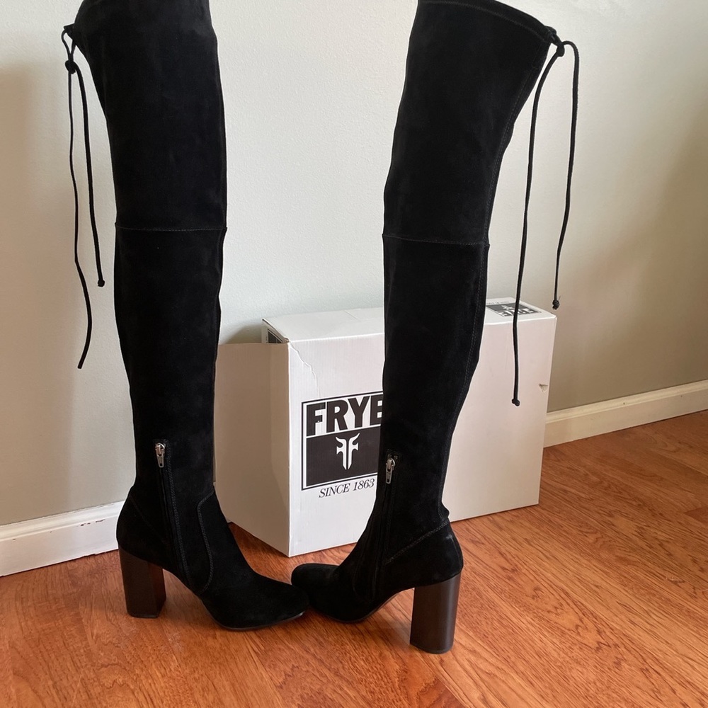 FRYE MINA STRETCH OVER THE KNEE BOOT.